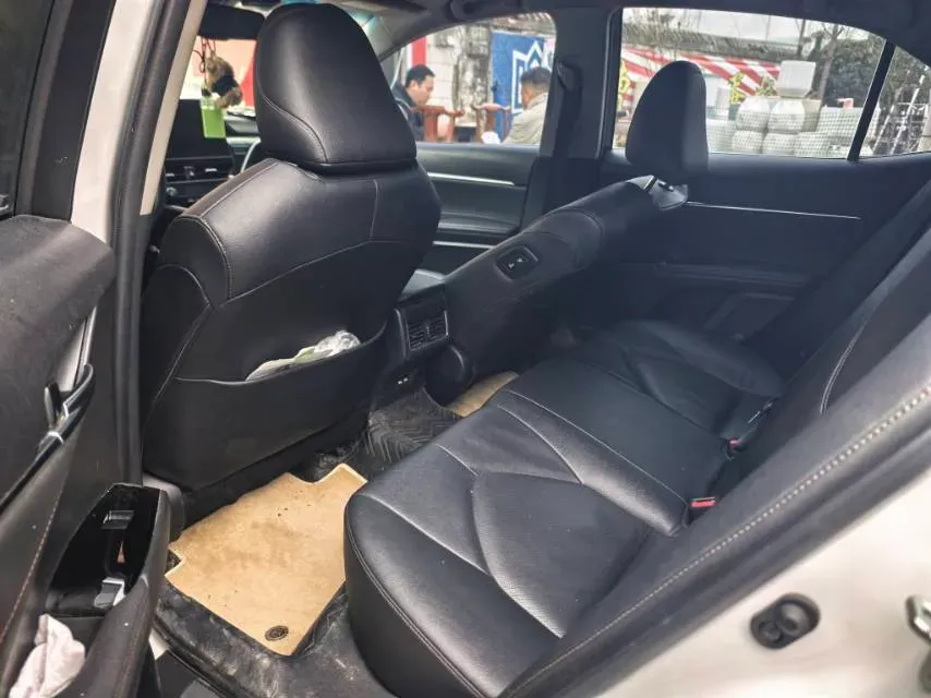 2021 Toyota Camry 2.5L 209HP L4 8AT,autocango,china used car exporter,china ev exporter,chinese used car exporter,chinese used ev exporter