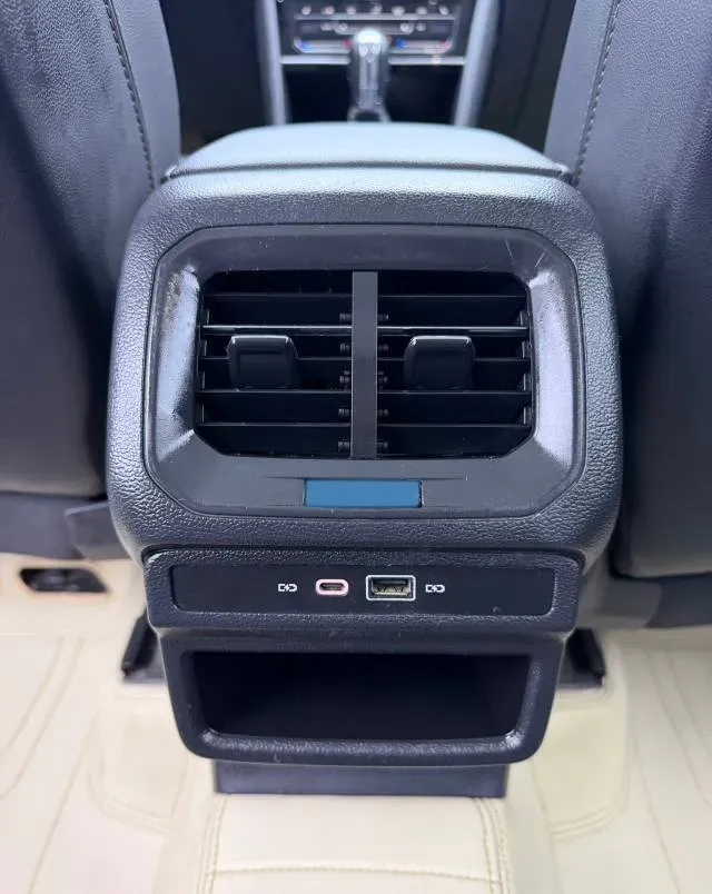 2022 Volkswagen Tharu 1.4T 150HP L4 7DCT,autocango,china used car exporter,china ev exporter,chinese used car exporter,chinese used ev exporter