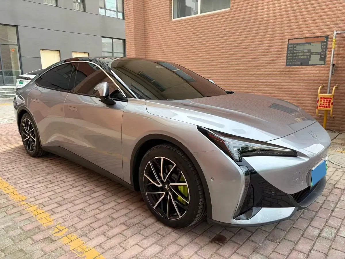 2024 ARCFOX αT5 BEV 79.2KWH,autocango,china used car exporter,china ev exporter,chinese used car exporter,chinese used ev exporter