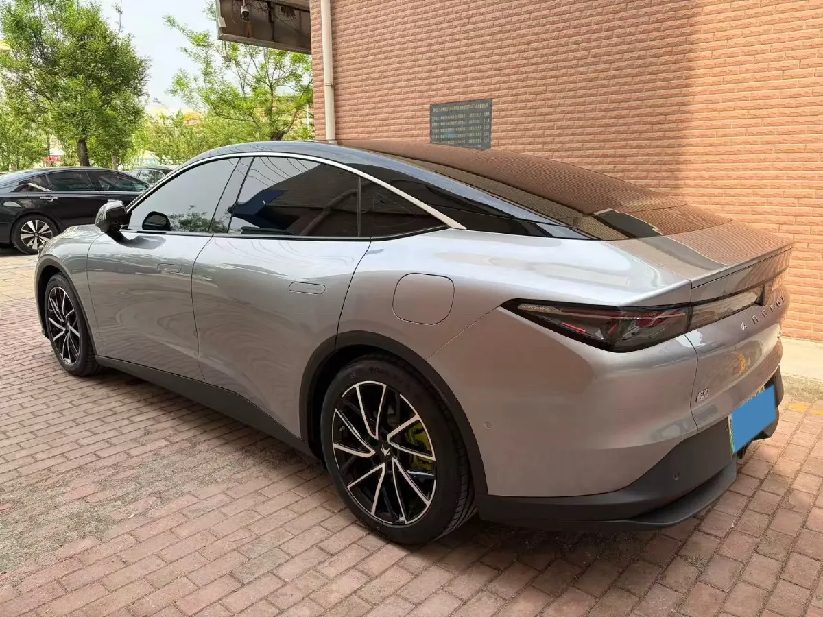 2024 ARCFOX αT5 BEV 79.2KWH,autocango,china used car exporter,china ev exporter,chinese used car exporter,chinese used ev exporter