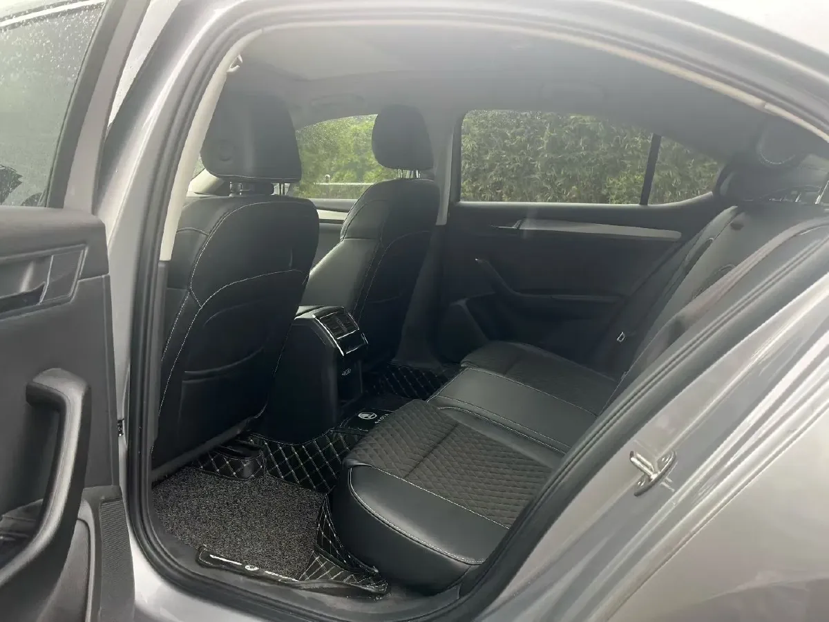 2018 Nissan Terra 2.5L 184HP L4 7AT,autocango,china used car exporter,china ev exporter,chinese used car exporter,chinese used ev exporter