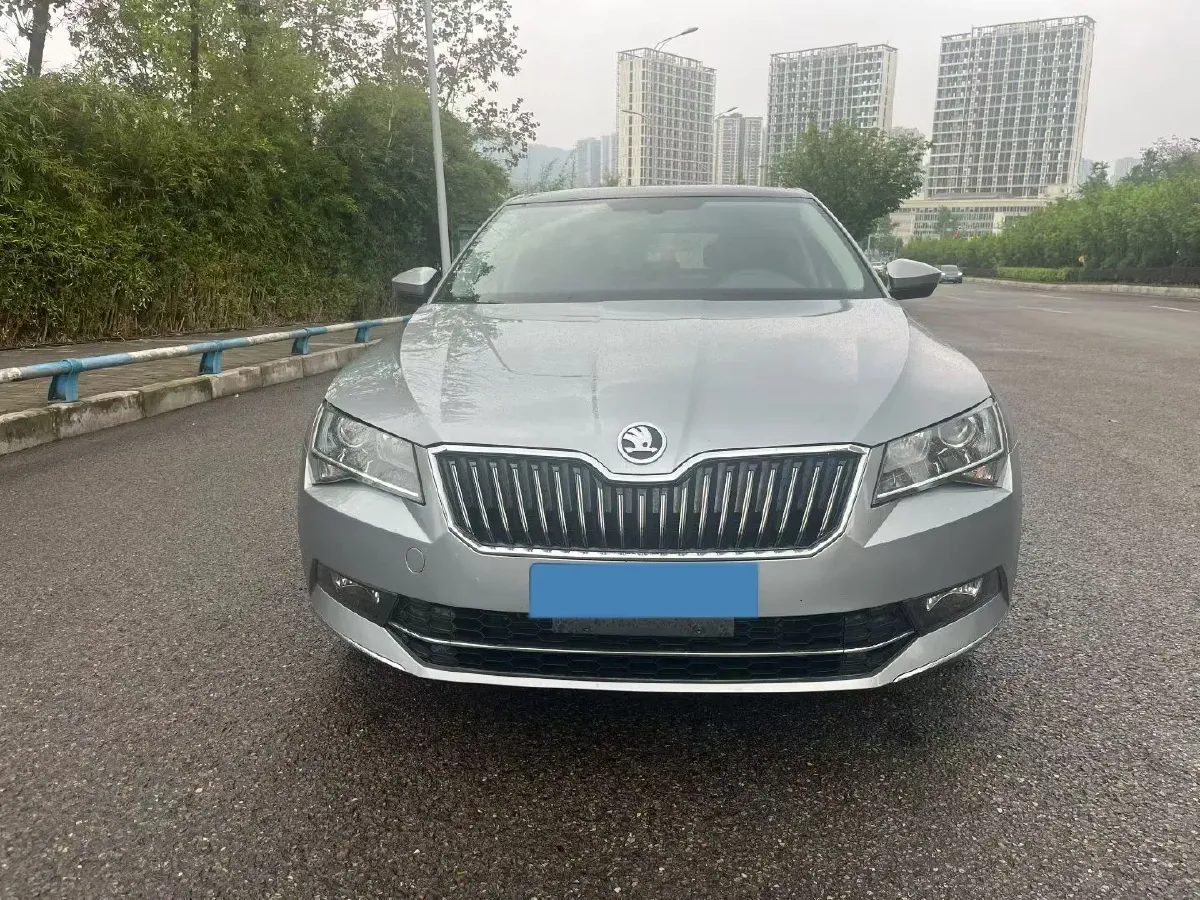 2018 Nissan Terra 2.5L 184HP L4 7AT,autocango,china used car exporter,china ev exporter,chinese used car exporter,chinese used ev exporter