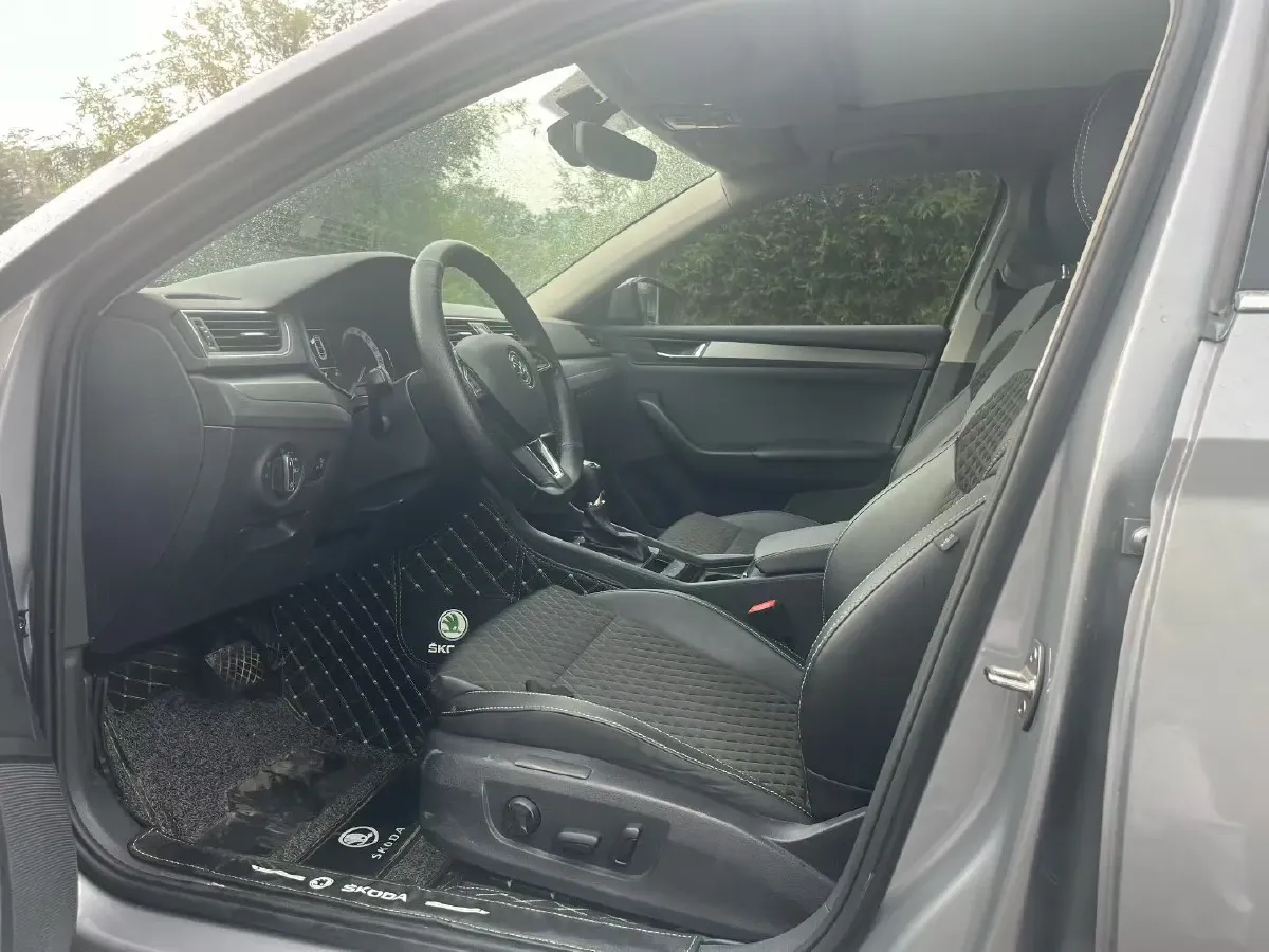 2018 Nissan Terra 2.5L 184HP L4 7AT,autocango,china used car exporter,china ev exporter,chinese used car exporter,chinese used ev exporter