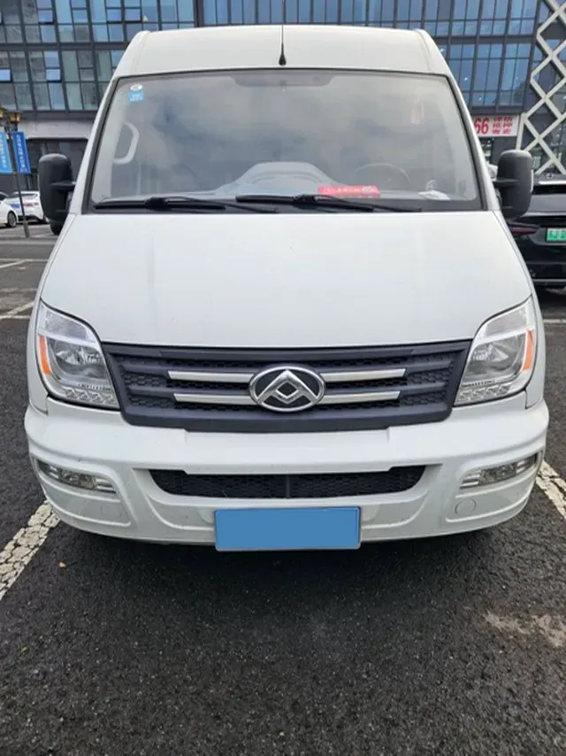 2021 MAXUS XinTu V80 2.0T 139HP L4 6MT,autocango,china used car exporter,china ev exporter,chinese used car exporter,chinese used ev exporter