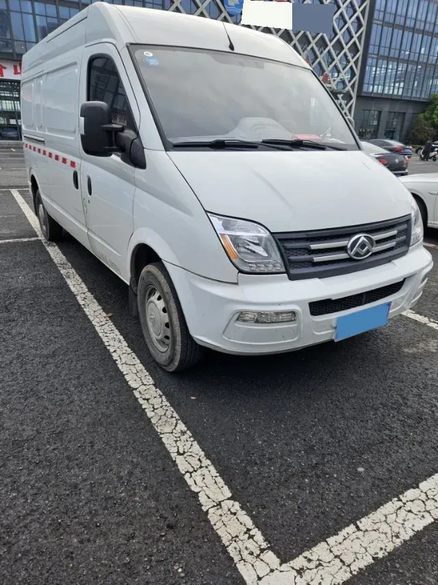 2021 MAXUS XinTu V80 2.0T 139HP L4 6MT,autocango,china used car exporter,china ev exporter,chinese used car exporter,chinese used ev exporter
