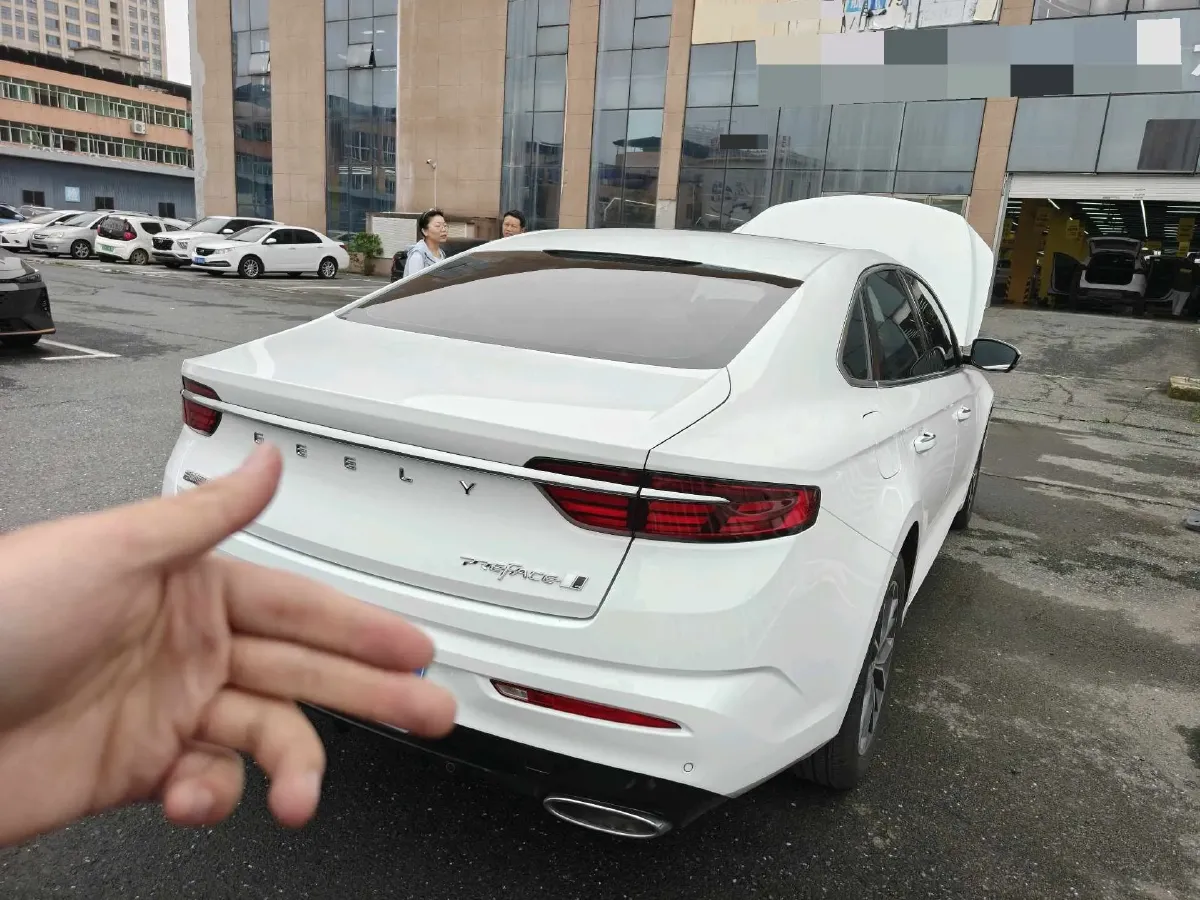 2023 Geely Preface 1.5T 181HP L4 7DCT,autocango,china used car exporter,china ev exporter,chinese used car exporter,chinese used ev exporter