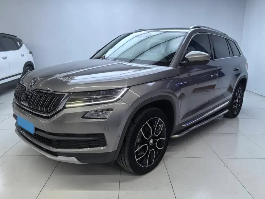 2018 Skoda Kodiak 2.0T 220HP L4 7DCT,autocango,china used car exporter,china ev exporter,chinese used car exporter,chinese used ev exporter