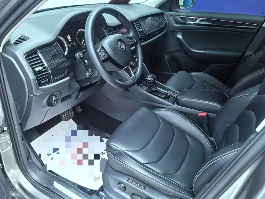 2018 Skoda Kodiak 2.0T 220HP L4 7DCT,autocango,china used car exporter,china ev exporter,chinese used car exporter,chinese used ev exporter