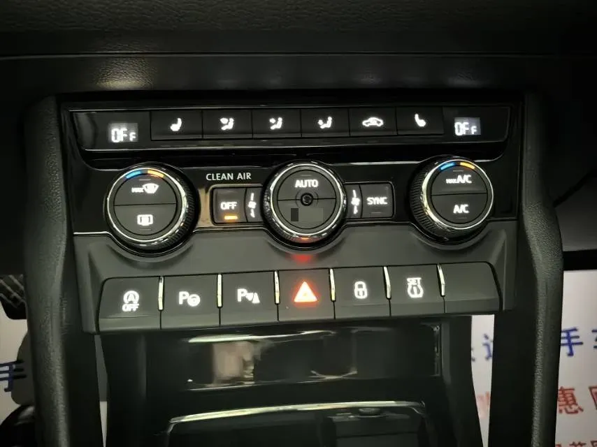 2018 Skoda Kodiak 2.0T 220HP L4 7DCT,autocango,china used car exporter,china ev exporter,chinese used car exporter,chinese used ev exporter