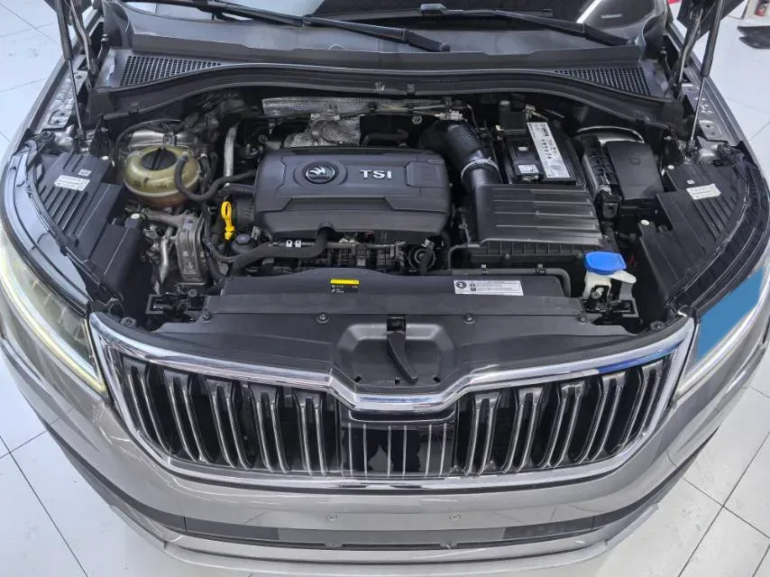 2018 Skoda Kodiak 2.0T 220HP L4 7DCT,autocango,china used car exporter,china ev exporter,chinese used car exporter,chinese used ev exporter