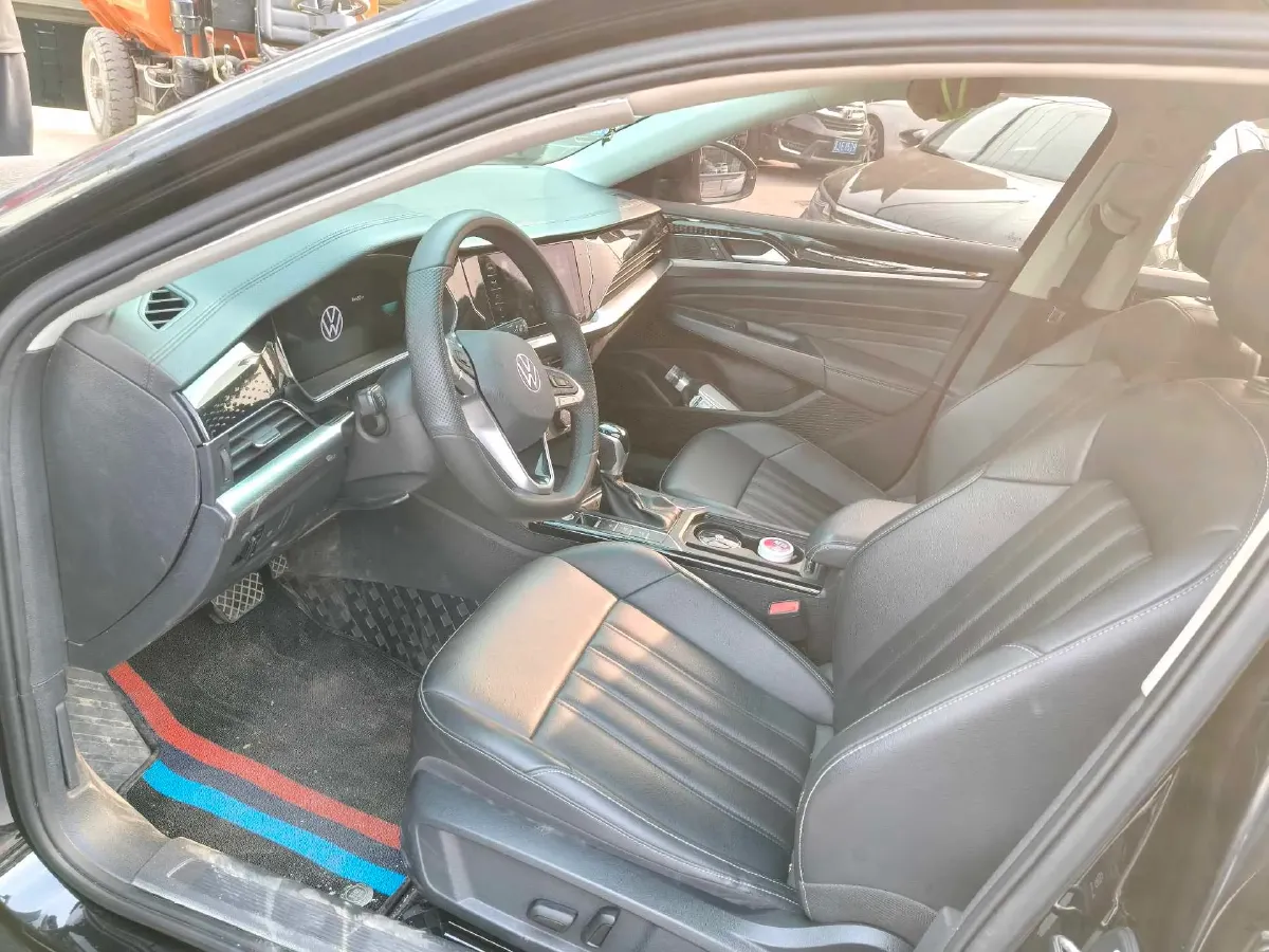 2023 Volkswagen Passat 1.4T 150HP L4 7DCT,autocango,china used car exporter,china ev exporter,chinese used car exporter,chinese used ev exporter