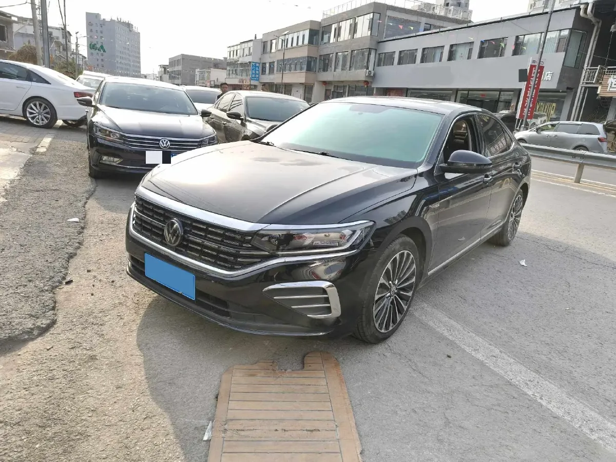 2023 Volkswagen Passat 1.4T 150HP L4 7DCT,autocango,china used car exporter,china ev exporter,chinese used car exporter,chinese used ev exporter