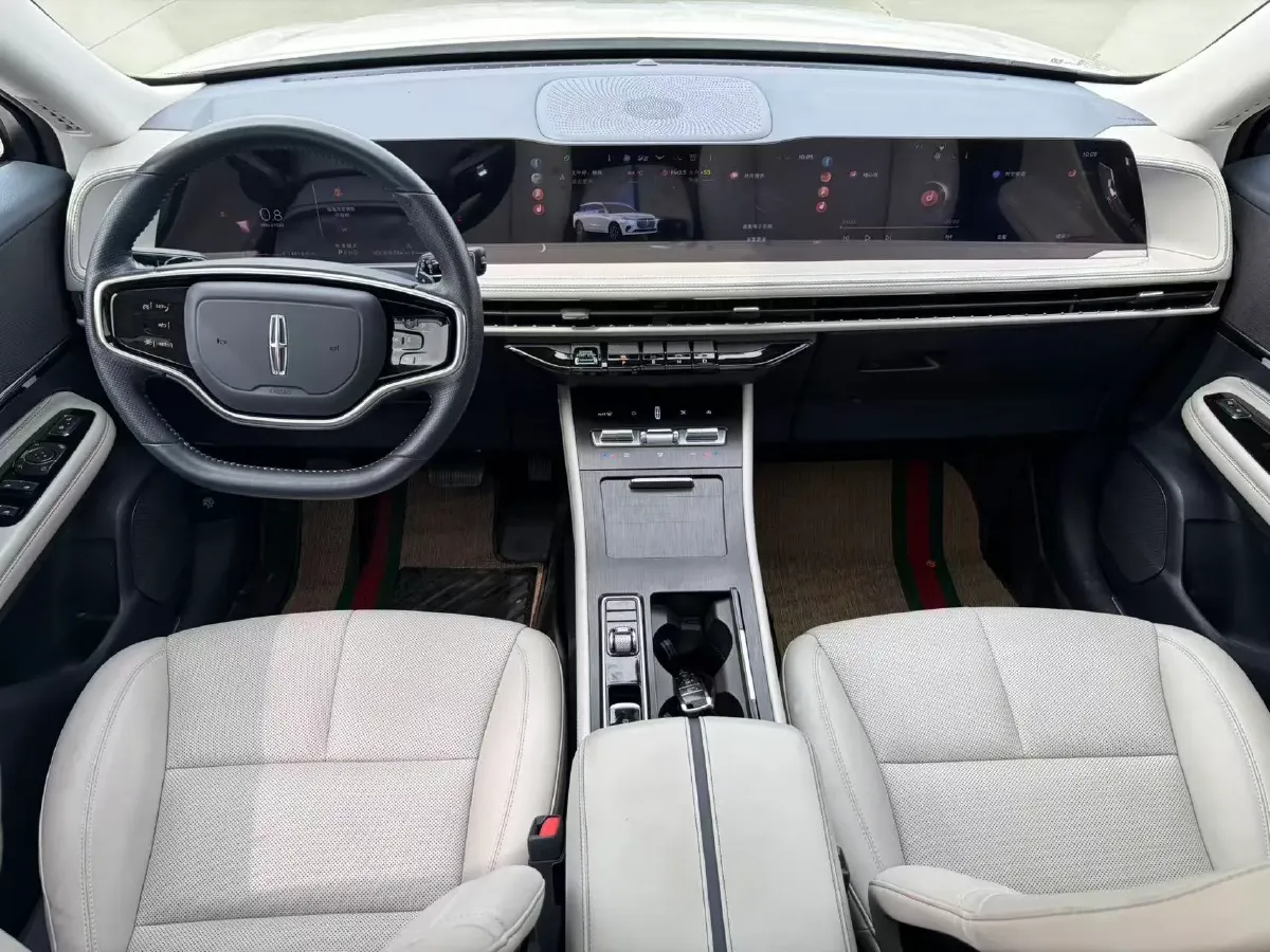 2023 Lincoln Corsair 2.0T 261HP L4 8AT,autocango,china used car exporter,china ev exporter,chinese used car exporter,chinese used ev exporter