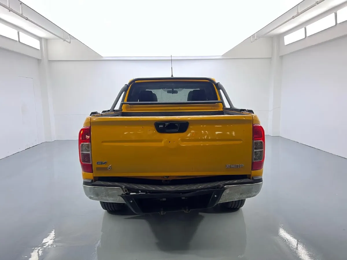 2020 Dongfeng RuiQi 6 BEV 67.09KWH,autocango,china used car exporter,china ev exporter,chinese used car exporter,chinese used ev exporter