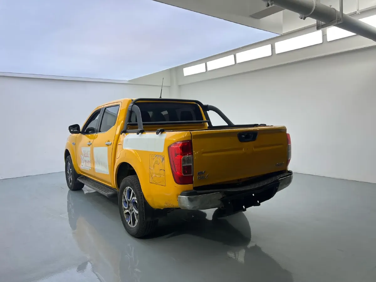 2020 Dongfeng RuiQi 6 BEV 67.09KWH,autocango,china used car exporter,china ev exporter,chinese used car exporter,chinese used ev exporter