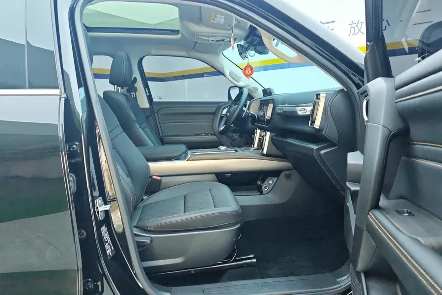 2024 Haval Dargo 2.0T 238HP L4 9DCT,autocango,china used car exporter,china ev exporter,chinese used car exporter,chinese used ev exporter