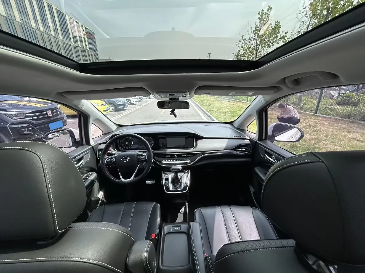 2021 GAC Trumpchi M6 1.5T 169HP L4 7DCT,autocango,china used car exporter,china ev exporter,chinese used car exporter,chinese used ev exporter