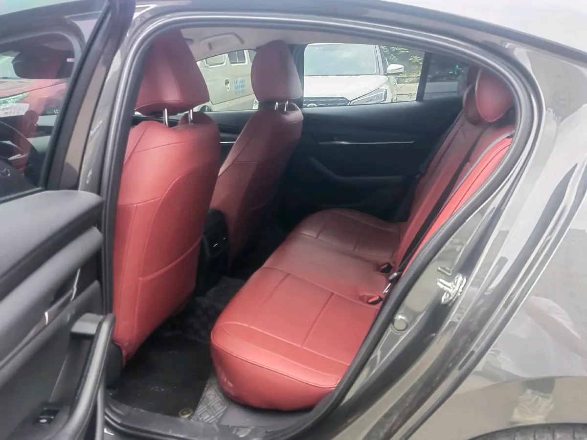 2021 Mazda 3 Axela 2.0L 158HP L4 6AT,autocango,china used car exporter,china ev exporter,chinese used car exporter,chinese used ev exporter