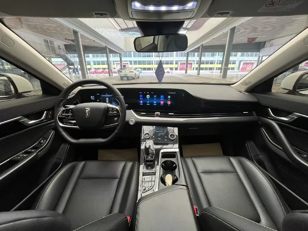 2023 Bestune B70 1.5T 169HP L4 7DCT,autocango,china used car exporter,china ev exporter,chinese used car exporter,chinese used ev exporter