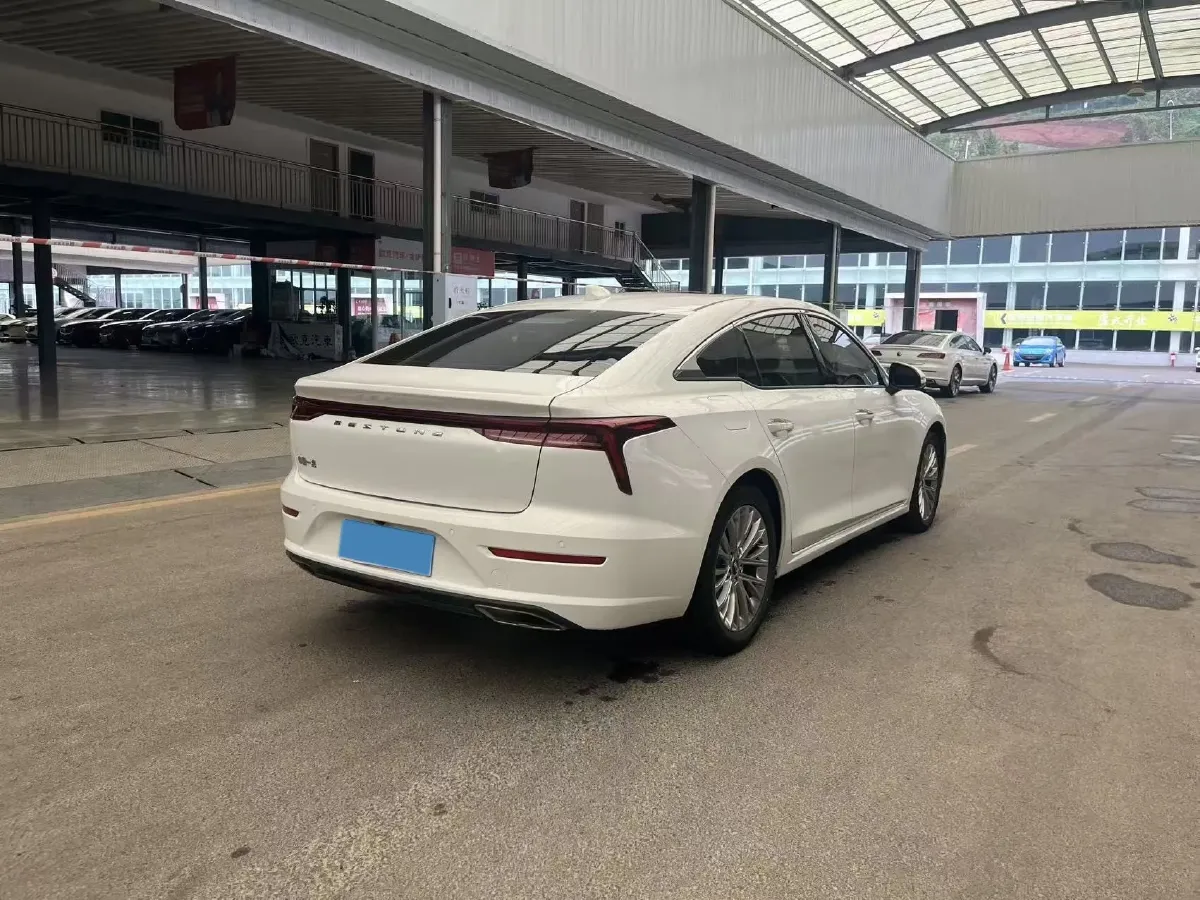 2023 Bestune B70 1.5T 169HP L4 7DCT,autocango,china used car exporter,china ev exporter,chinese used car exporter,chinese used ev exporter
