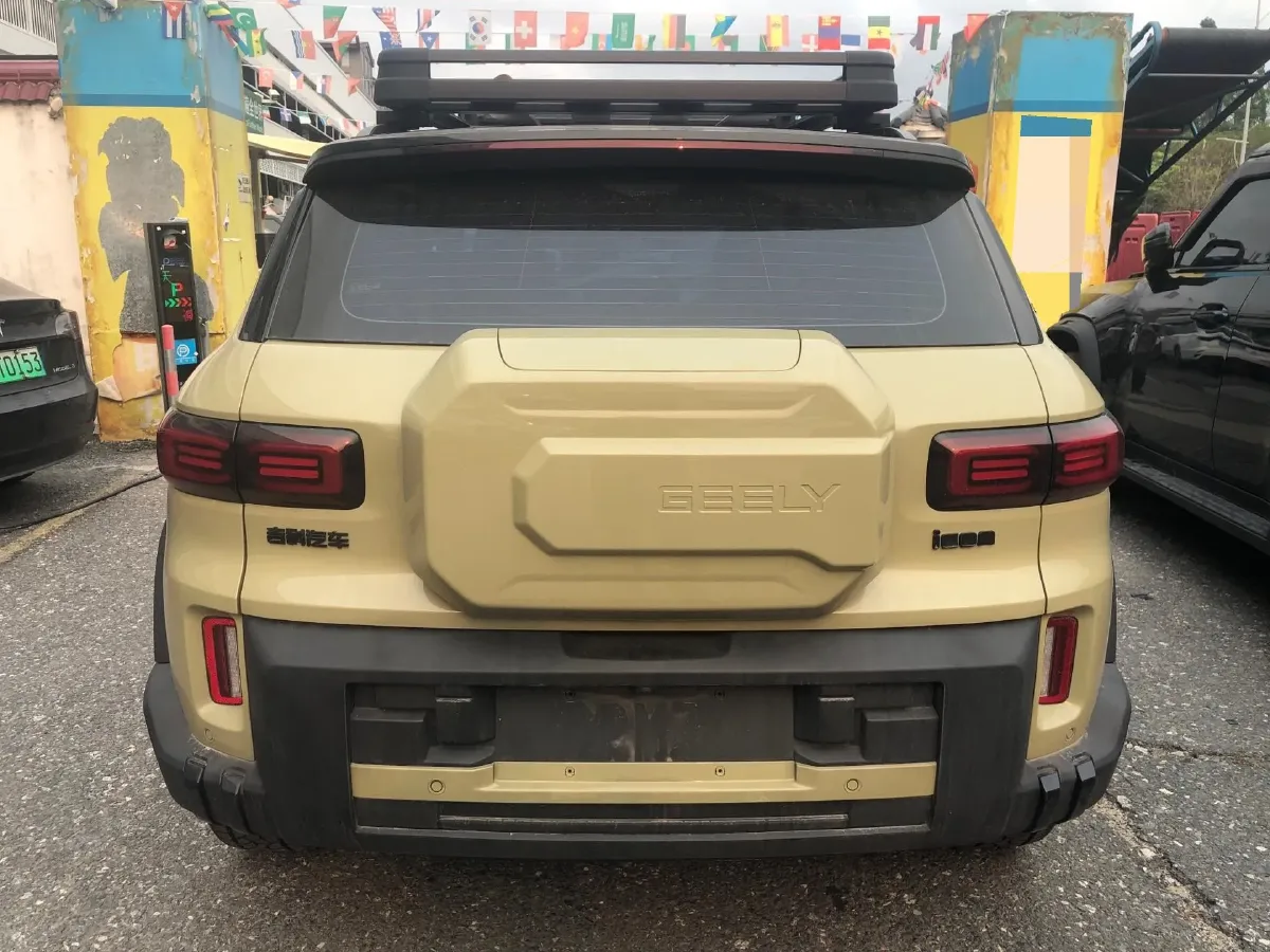 2025 Geely Cowboy 1.5T 181HP L4 7DCT,autocango,china used car exporter,china ev exporter,chinese used car exporter,chinese used ev exporter