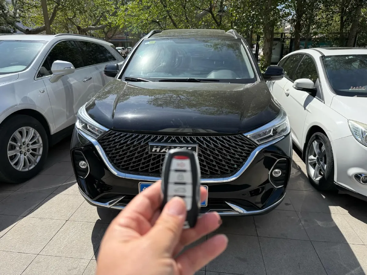 2021 Haval M6 1.5T 150HP L4 7DCT,autocango,china used car exporter,china ev exporter,chinese used car exporter,chinese used ev exporter