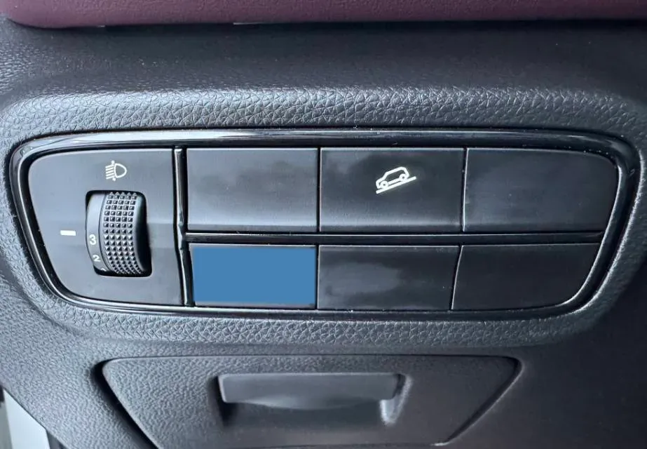 2021 GAC Trumpchi M6 1.5T 169HP L4 7DCT,autocango,china used car exporter,china ev exporter,chinese used car exporter,chinese used ev exporter