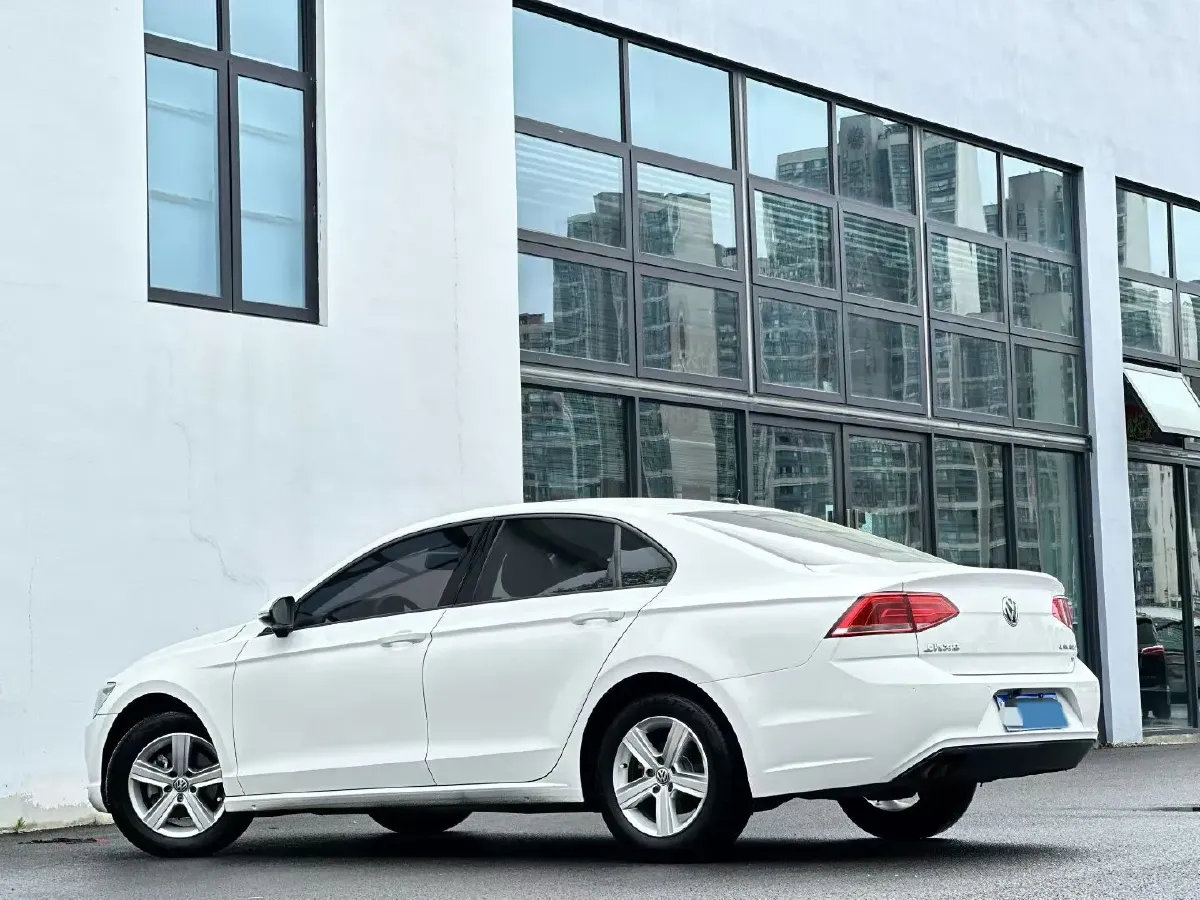 2018 Volkswagen Lamando 1.4T 131HP L4 7DCT,autocango,china used car exporter,china ev exporter,chinese used car exporter,chinese used ev exporter