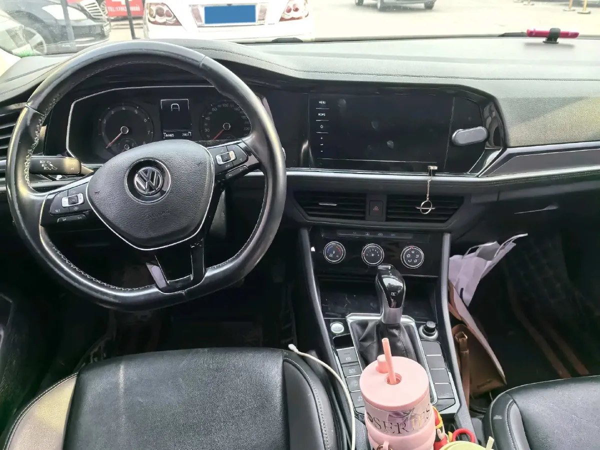 2019 Jeep Renegade 1.3T 173HP L4 7DCT,autocango,china used car exporter,china ev exporter,chinese used car exporter,chinese used ev exporter