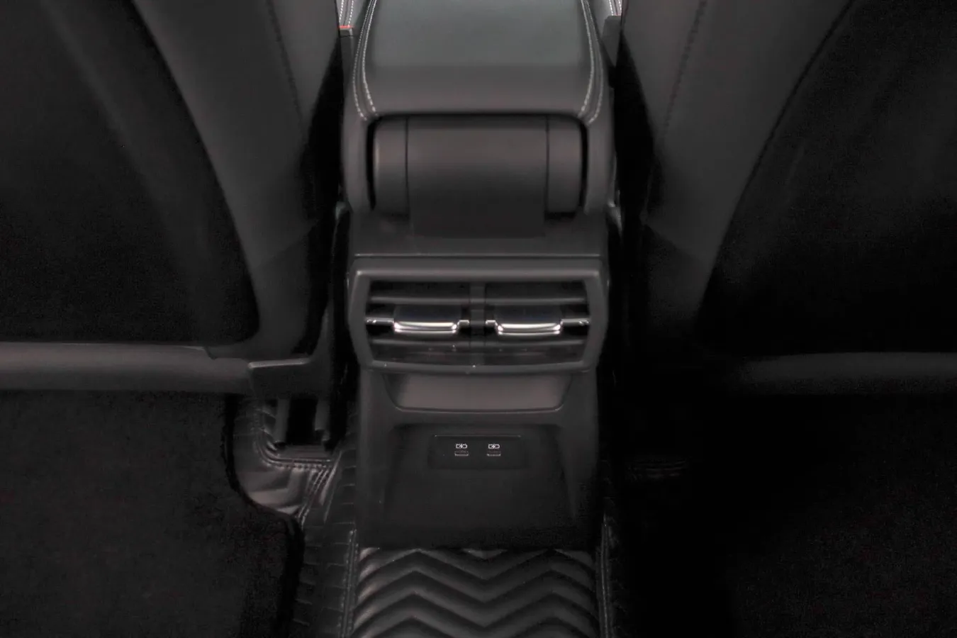 2022 Audi A3 1.4T 150HP L4 7DCT,autocango,china used car exporter,china ev exporter,chinese used car exporter,chinese used ev exporter