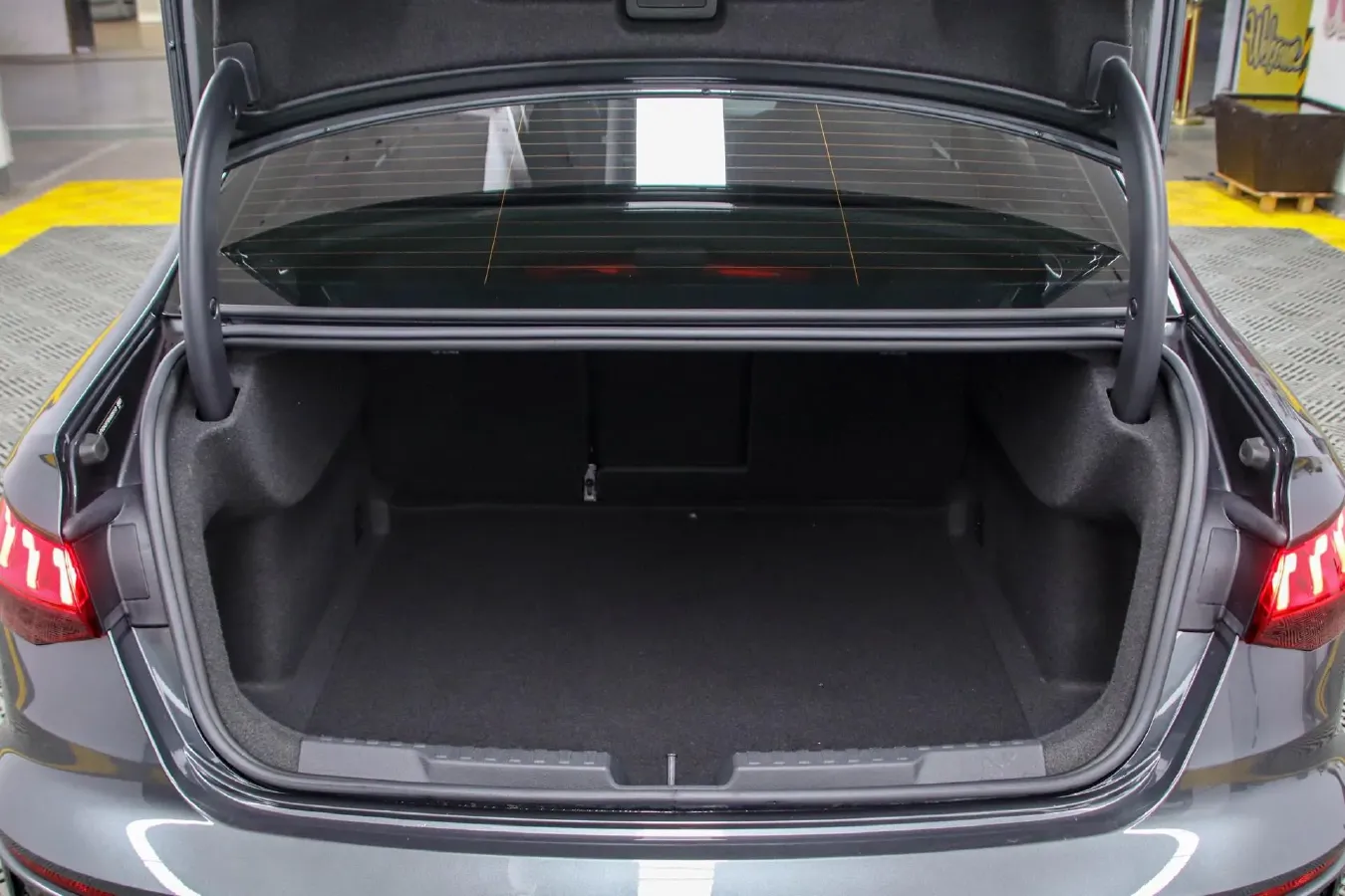 2022 Audi A3 1.4T 150HP L4 7DCT,autocango,china used car exporter,china ev exporter,chinese used car exporter,chinese used ev exporter