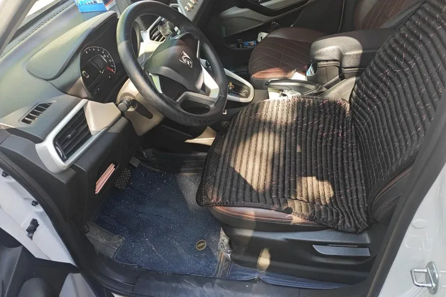 2021 BaoJun 510 1.5L 99HP L4 CVT,autocango,china used car exporter,china ev exporter,chinese used car exporter,chinese used ev exporter