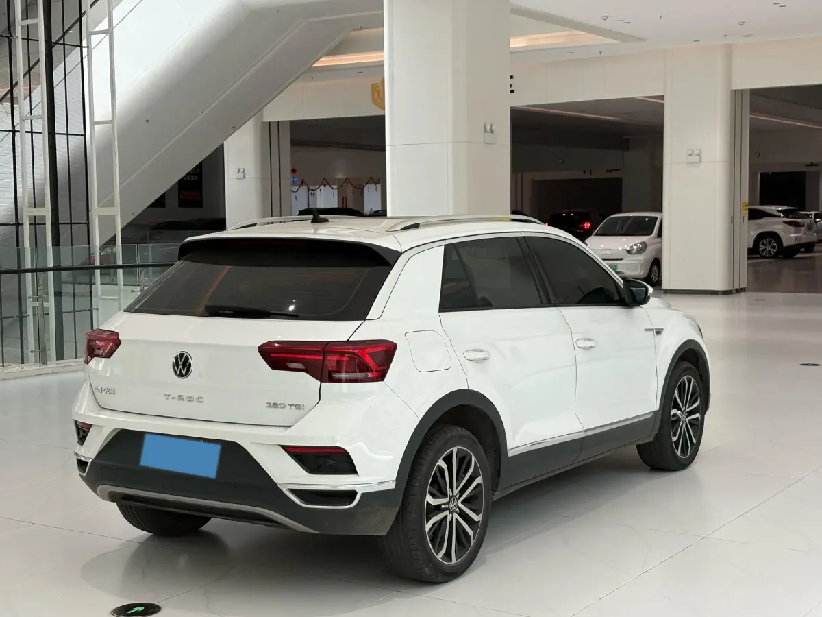2021 Volkswagen T-Roc 1.4T 150HP L4 7DCT,autocango,china used car exporter,china ev exporter,chinese used car exporter,chinese used ev exporter
