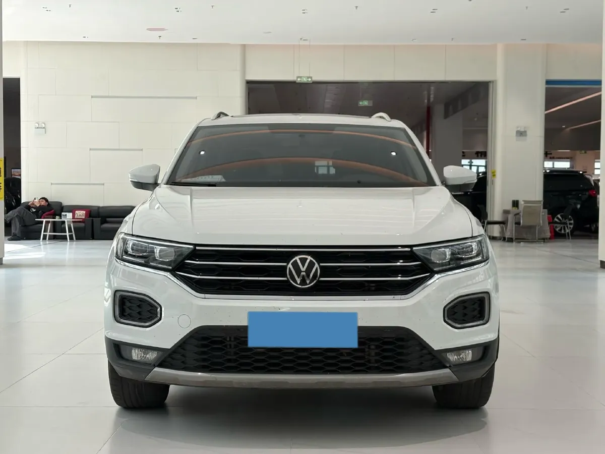 2021 Volkswagen T-Roc 1.4T 150HP L4 7DCT,autocango,china used car exporter,china ev exporter,chinese used car exporter,chinese used ev exporter