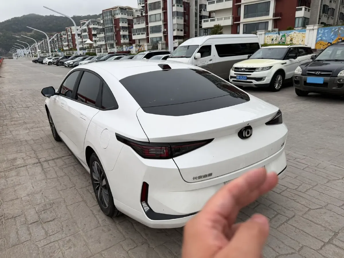 2024 ChangAn QiYuan A05 1.5L 110HP L4 E-CVT PHEV 9.07KWH,autocango,china used car exporter,china ev exporter,chinese used car exporter,chinese used ev exporter