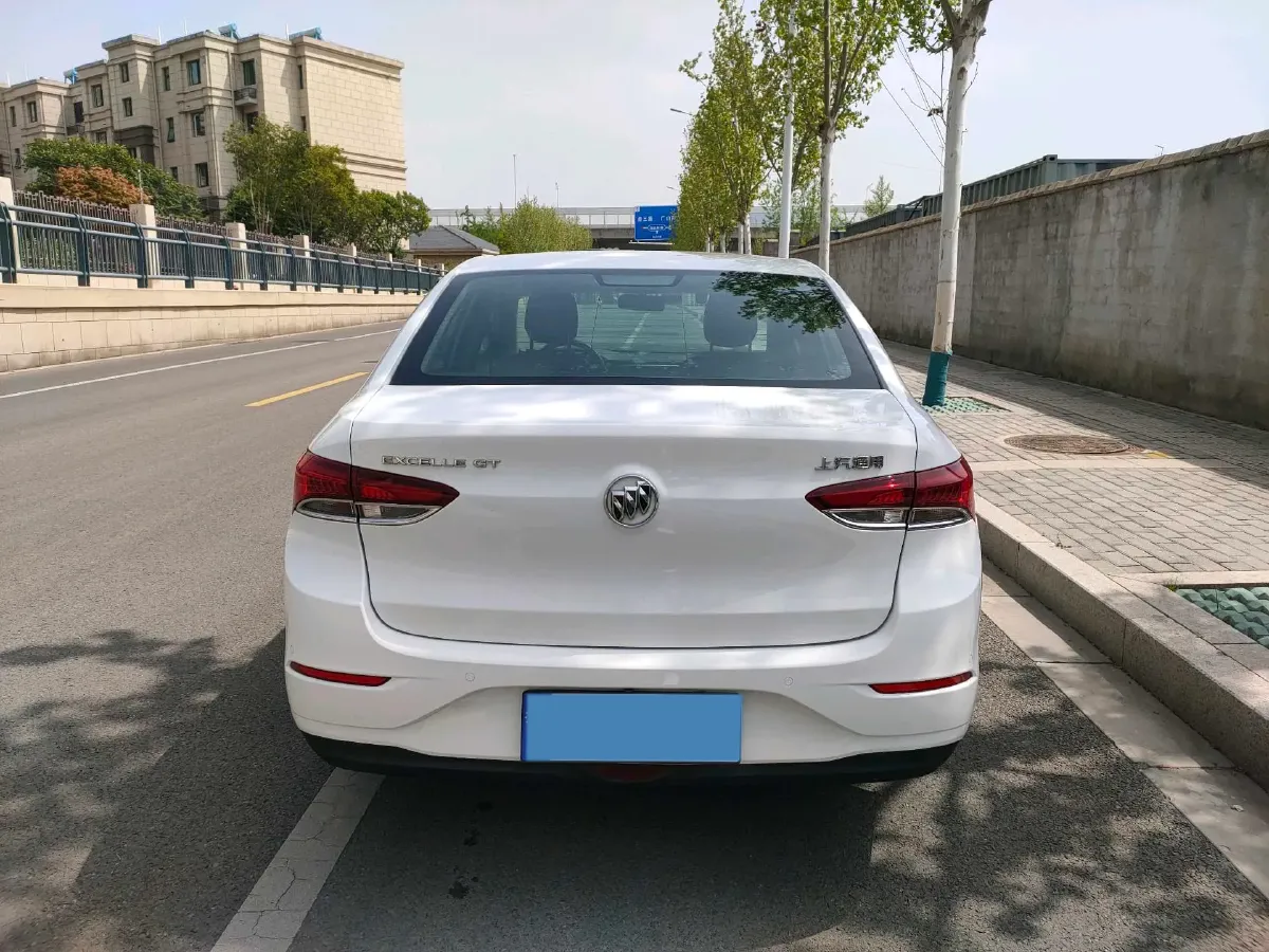 2021 Buick Excelle 1.5L 113HP L4 6AT,autocango,china used car exporter,china ev exporter,chinese used car exporter,chinese used ev exporter