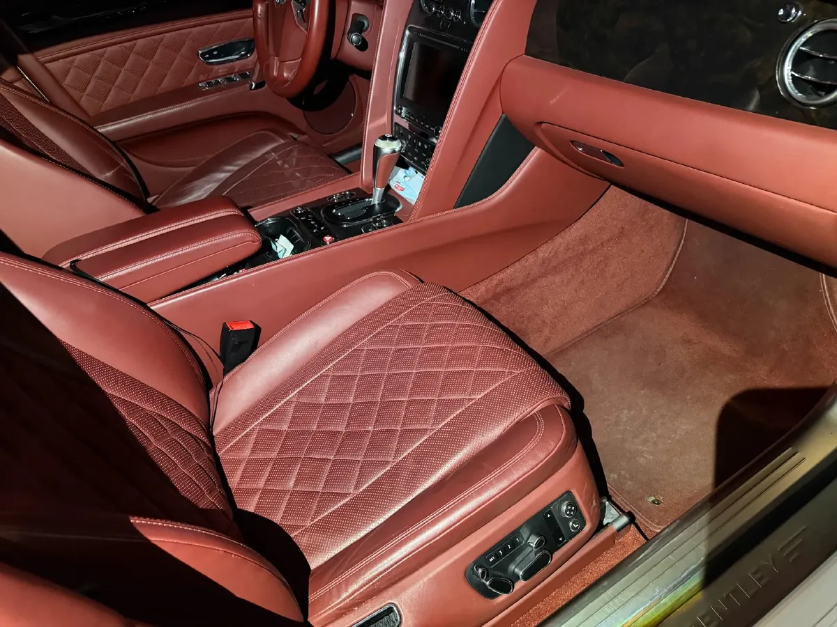 2017 Bentley Flying Spur 4.0T 507HP V8 8AT,autocango,china used car exporter,china ev exporter,chinese used car exporter,chinese used ev exporter