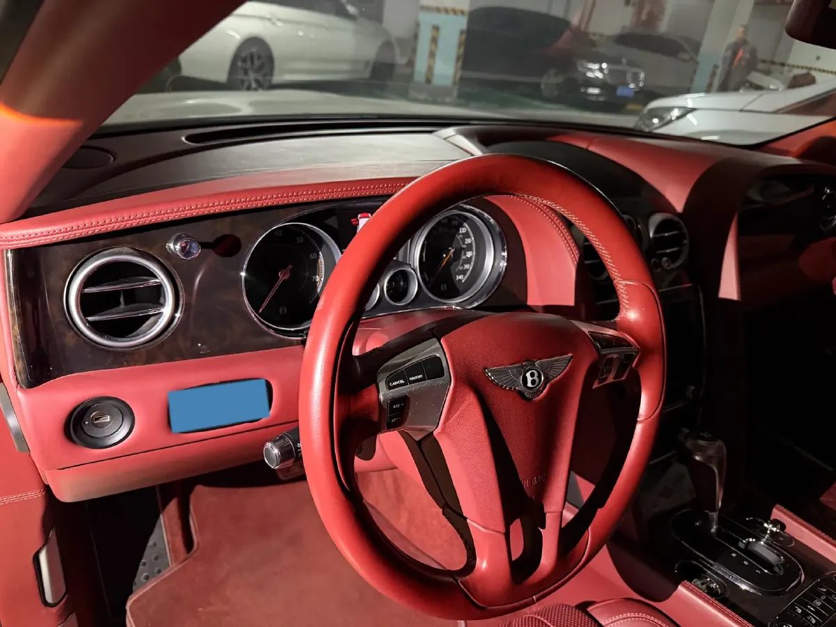 2017 Bentley Flying Spur 4.0T 507HP V8 8AT,autocango,china used car exporter,china ev exporter,chinese used car exporter,chinese used ev exporter