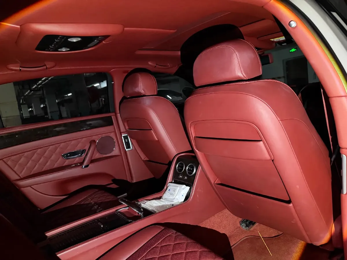 2017 Bentley Flying Spur 4.0T 507HP V8 8AT,autocango,china used car exporter,china ev exporter,chinese used car exporter,chinese used ev exporter
