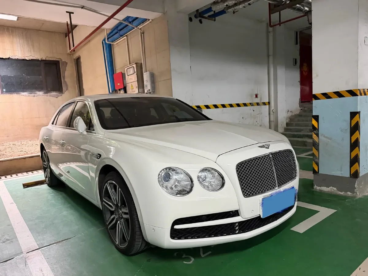 2017 Bentley Flying Spur 4.0T 507HP V8 8AT,autocango,china used car exporter,china ev exporter,chinese used car exporter,chinese used ev exporter