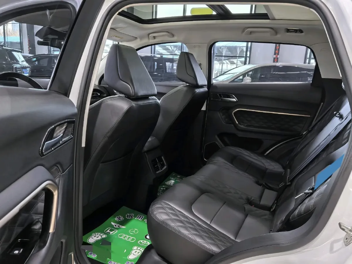 2020 Haval H6 1.5T 169HP L4 7DCT,autocango,china used car exporter,china ev exporter,chinese used car exporter,chinese used ev exporter