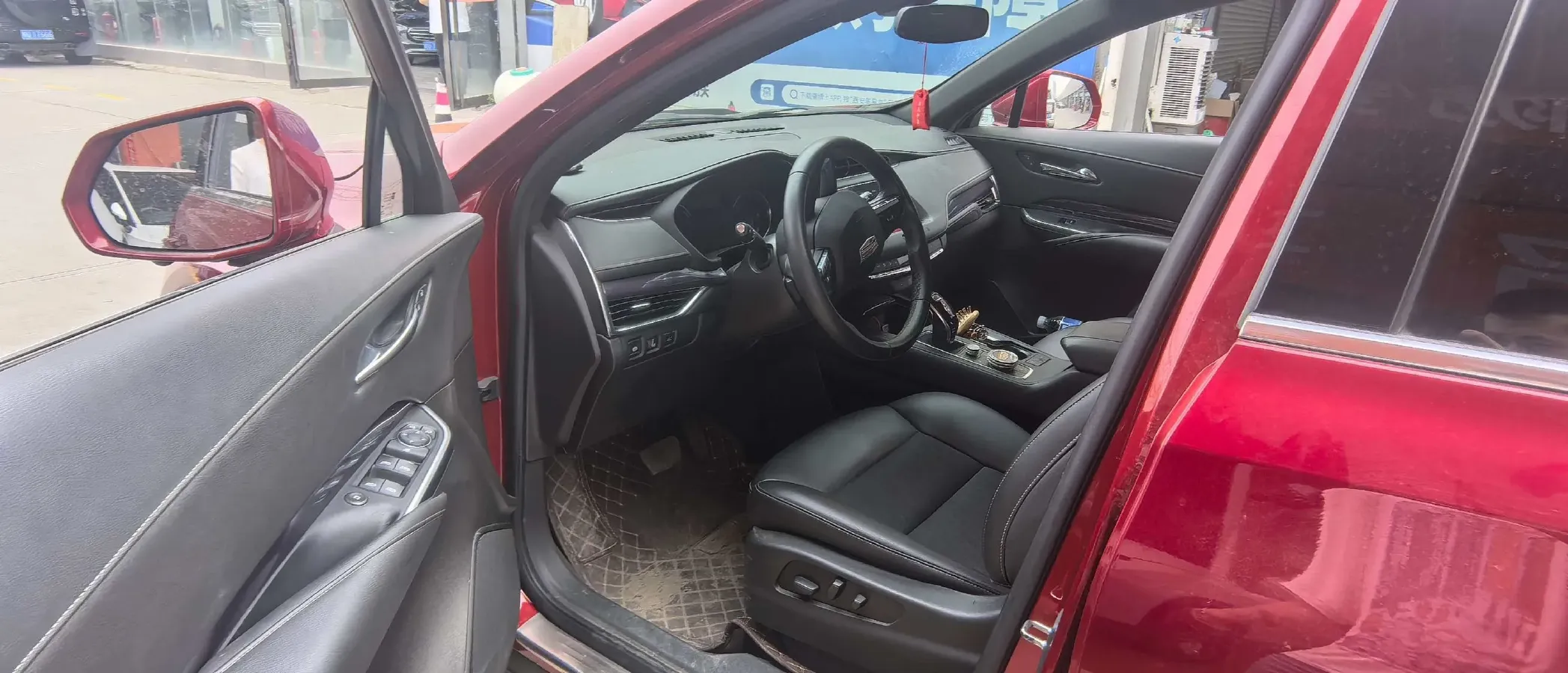 2021 Cadillac XT4 2.0T 237HP L4 9AT,autocango,china used car exporter,china ev exporter,chinese used car exporter,chinese used ev exporter