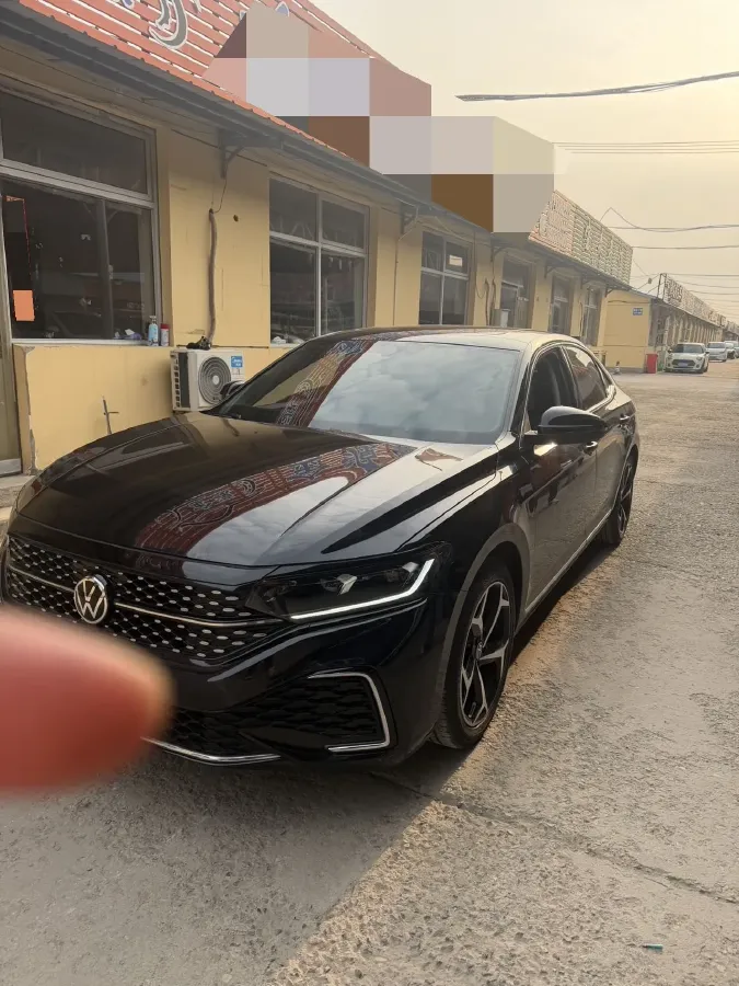2023 Volkswagen Passat 2.0T 186HP L4 7DCT,autocango,china used car exporter,china ev exporter,chinese used car exporter,chinese used ev exporter