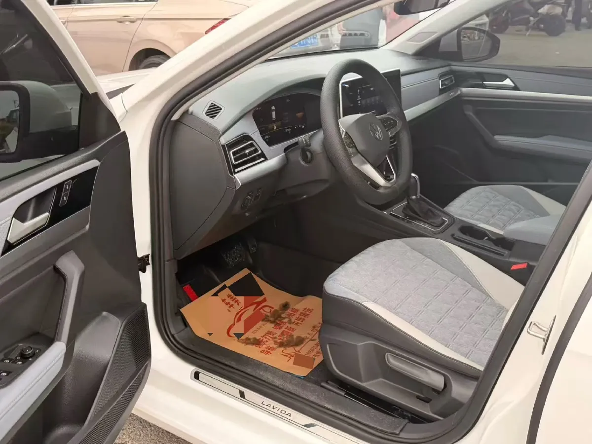 2023 Volkswagen Lavida 1.5T 160HP L4 7DCT,autocango,china used car exporter,china ev exporter,chinese used car exporter,chinese used ev exporter