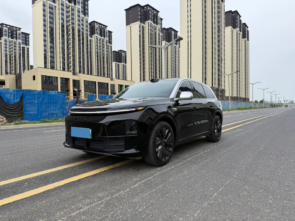 2025 Li L6 Range Extended 154HP L4 REEV,autocango,china used car exporter,china ev exporter,chinese used car exporter,chinese used ev exporter