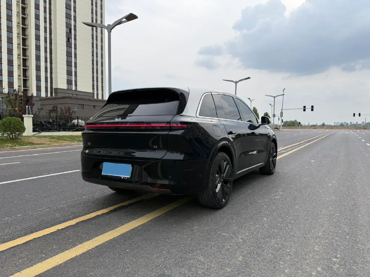 2025 Li L6 Range Extended 154HP L4 REEV,autocango,china used car exporter,china ev exporter,chinese used car exporter,chinese used ev exporter
