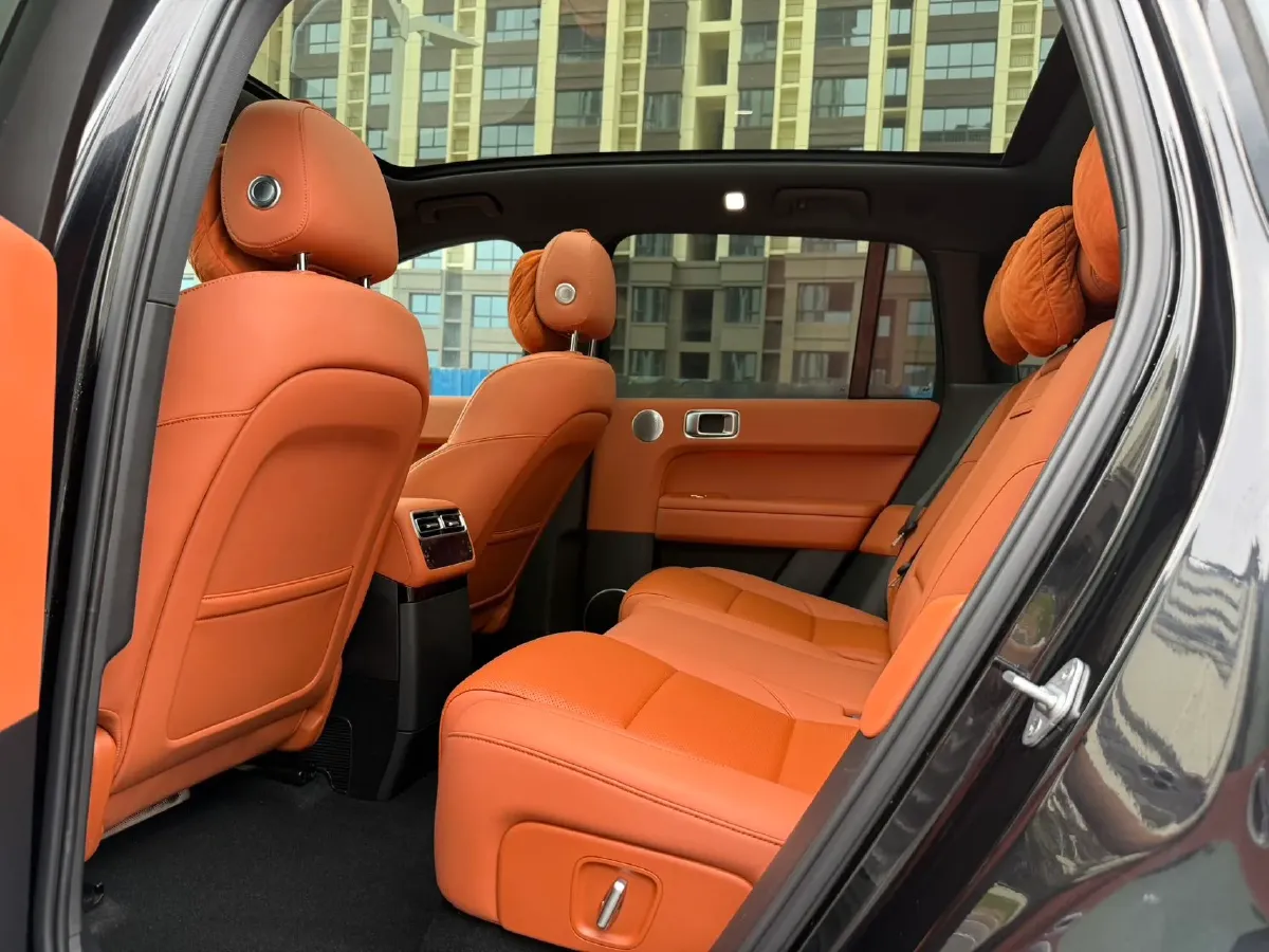 2025 Li L6 Range Extended 154HP L4 REEV,autocango,china used car exporter,china ev exporter,chinese used car exporter,chinese used ev exporter