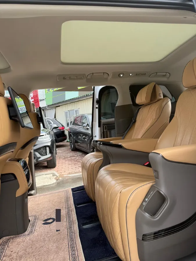 2022 Mercedes-Benz GLC Class 2.0T 197HP L4 9AT,autocango,china used car exporter,china ev exporter,chinese used car exporter,chinese used ev exporter