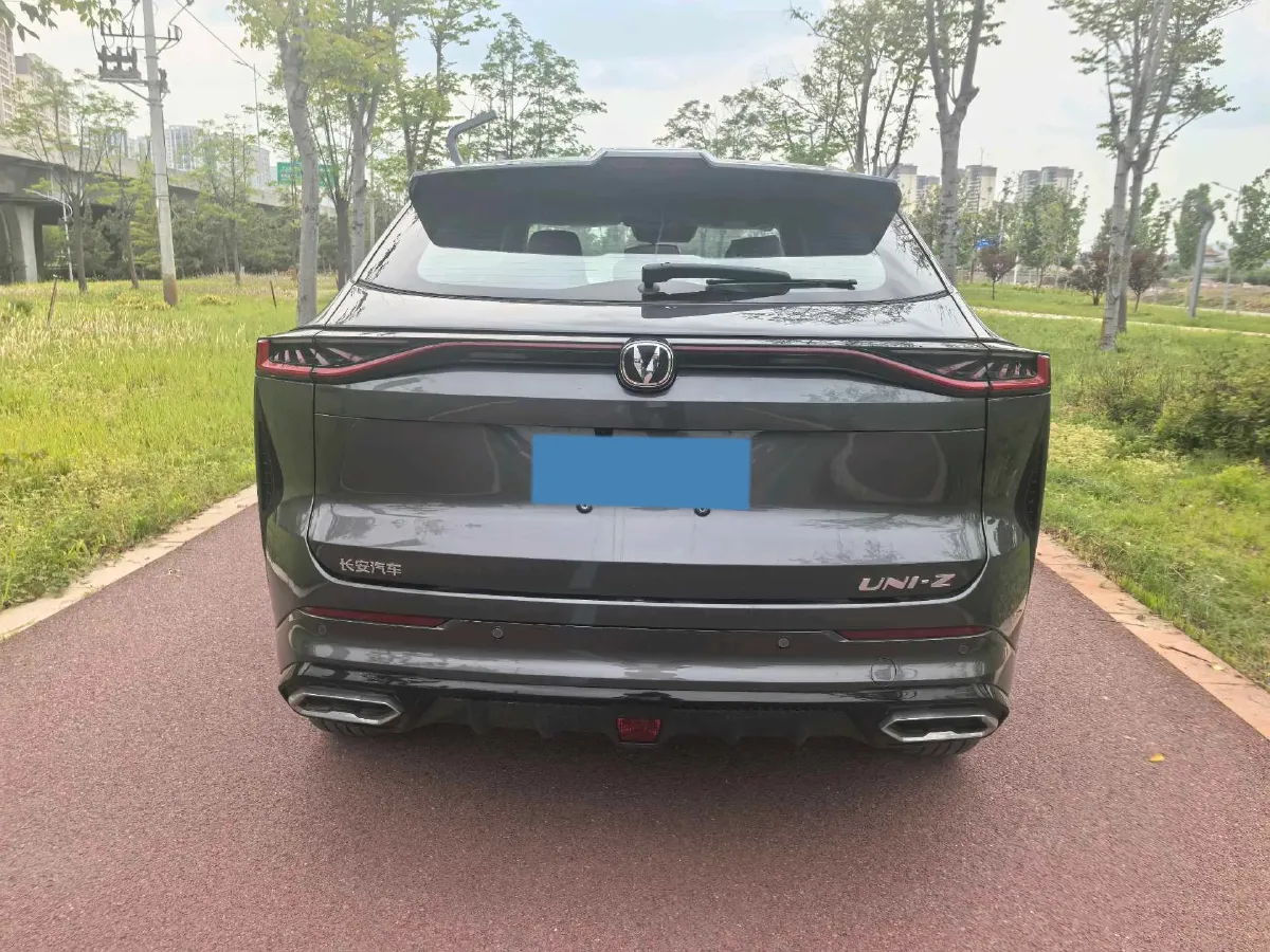 2024 ChangAn UNI-Z 1.5L 98HP L4 E-CVT PHEV 18.4KWH,autocango,china used car exporter,china ev exporter,chinese used car exporter,chinese used ev exporter