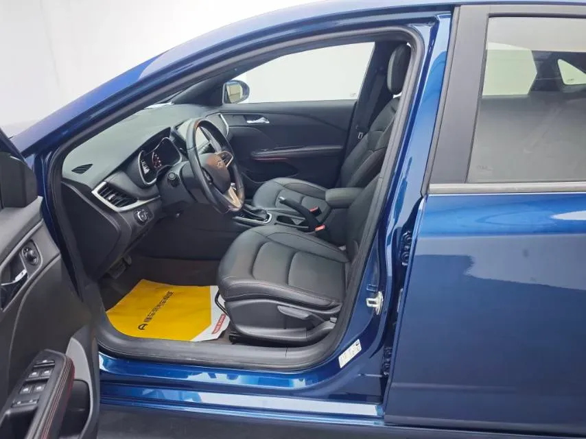 2022 Chevrolet Monza 1.3T 163HP L3 6AT,autocango,china used car exporter,china ev exporter,chinese used car exporter,chinese used ev exporter